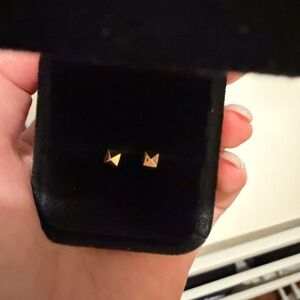 14K Gold Pyramid Stud Earrings